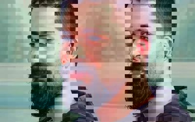 Emre Ekici Kimdir? Gayrimenkul Sektörünü Birleştiren ve Dijitalleştiren Girişimci